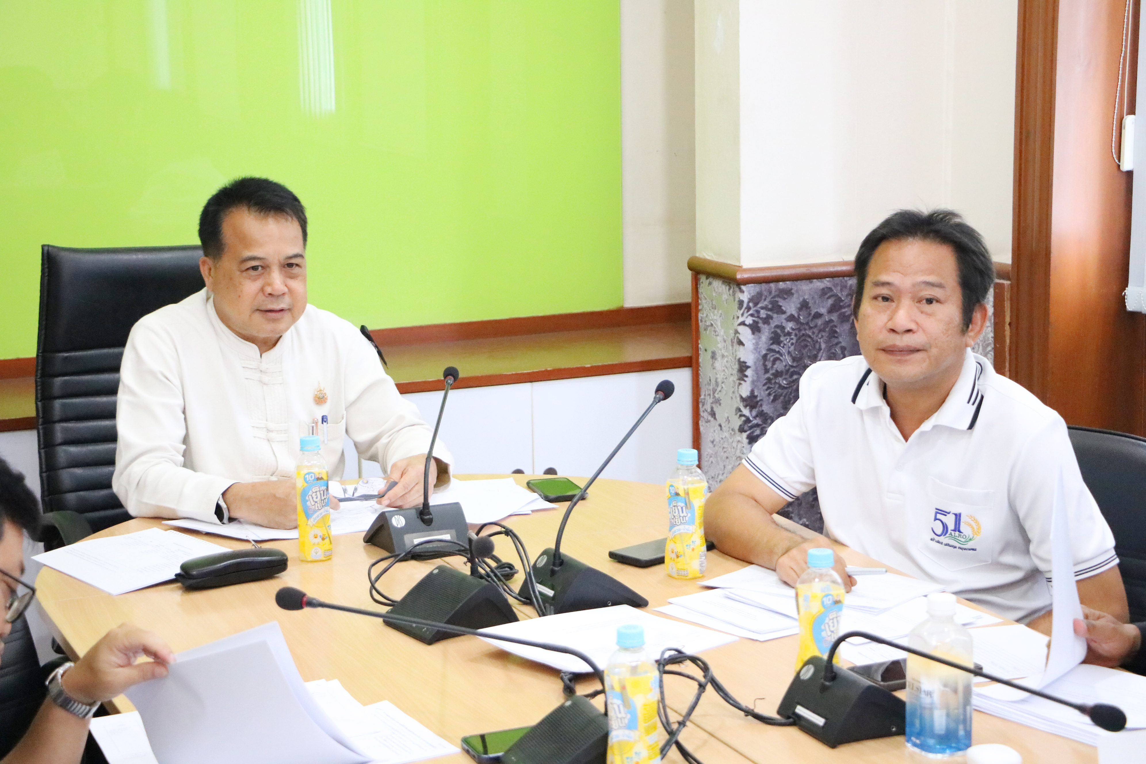 title - ส.ป.ก. ประชุมคณะกรรมการดำเนินงานจ้างควบคุมงานก่อสร้าง